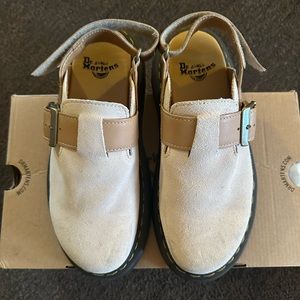 DR. MARTENS MULES. Size 7 W US